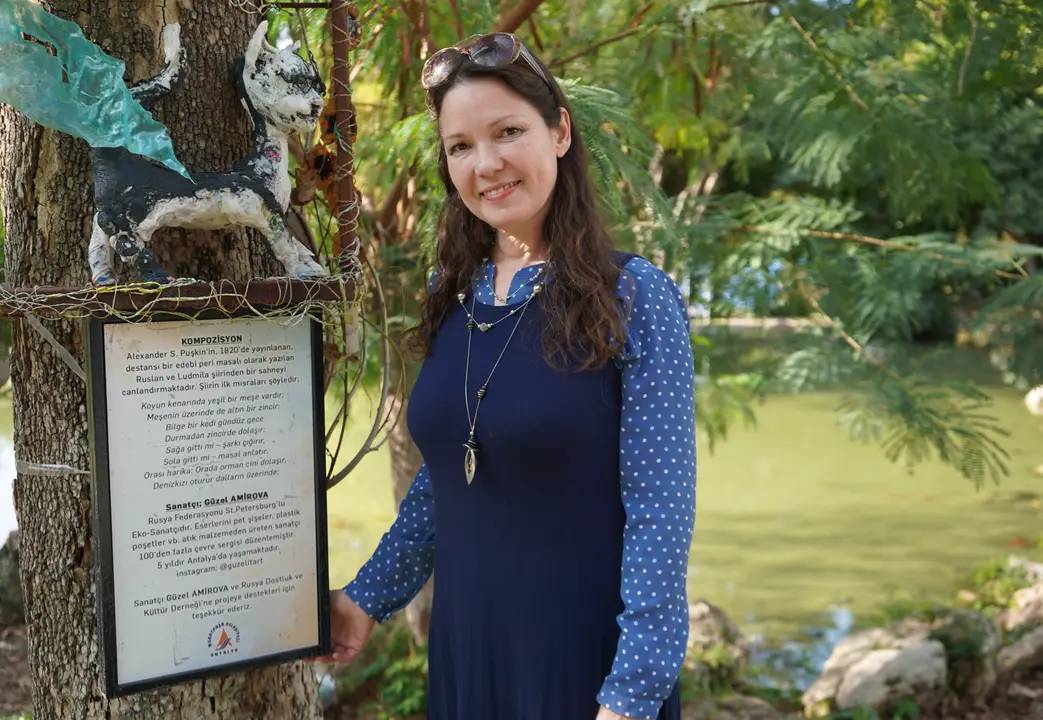 Poşetten Şahmaran'a: Rus Doktordan Antalya'da Çevre Dostu Sanat 2